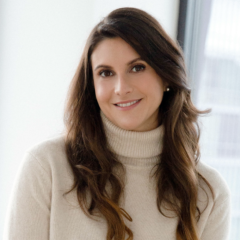 Arianna Simpson - Blockchain Community Management and Market Expert