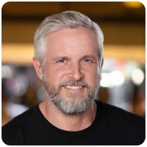 John Smith - AI and Web3 Market Expert